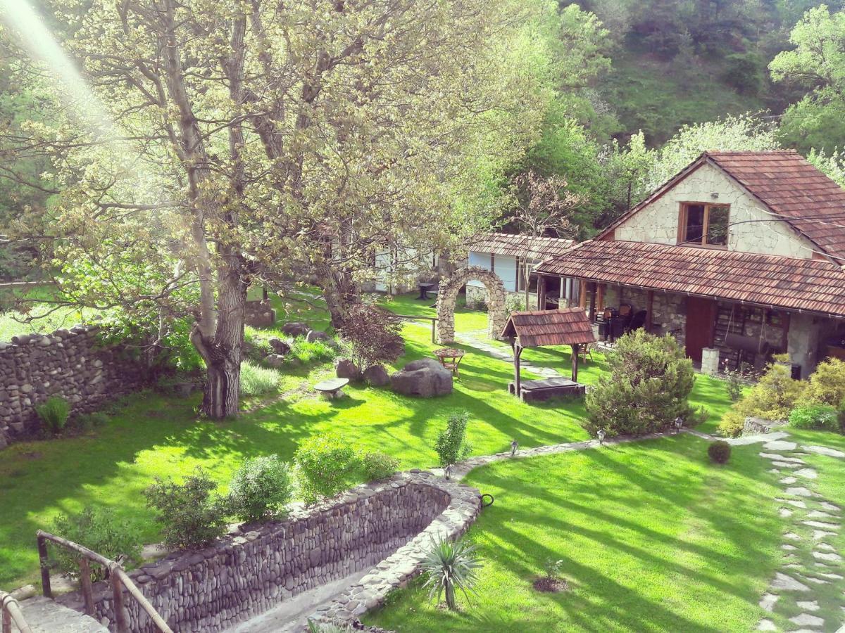 Bed and Breakfast Eco Garden Дилижан Экстерьер фото