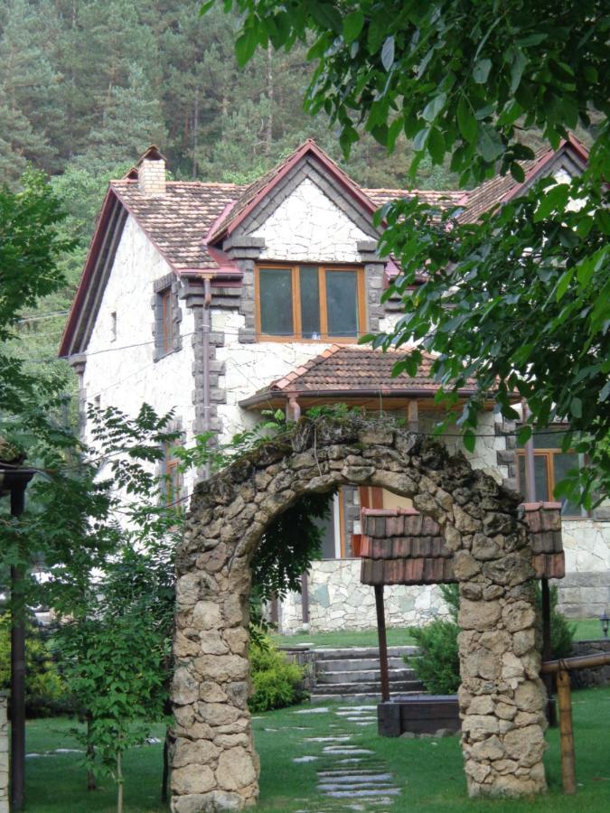 Bed and Breakfast Eco Garden Дилижан Экстерьер фото